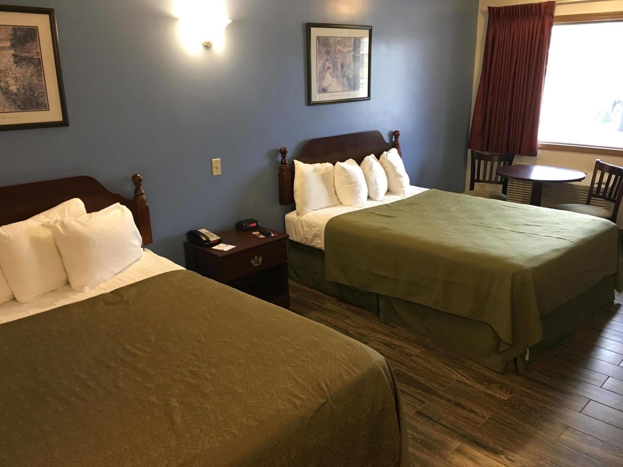 Americas Best Value Inn-Celina Экстерьер фото