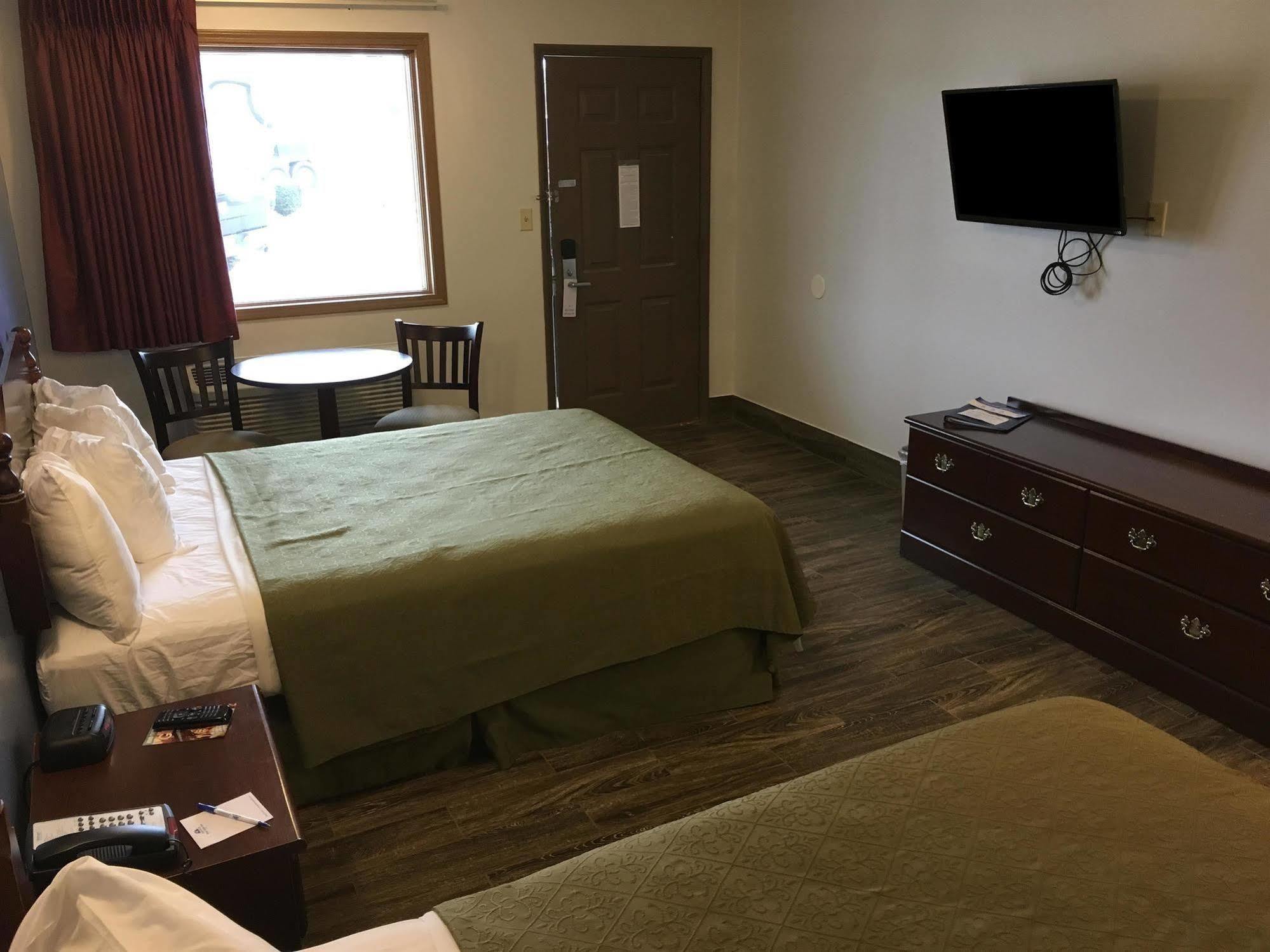 Americas Best Value Inn-Celina Экстерьер фото